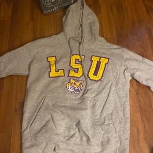 I’m selling it because I don’t wear it